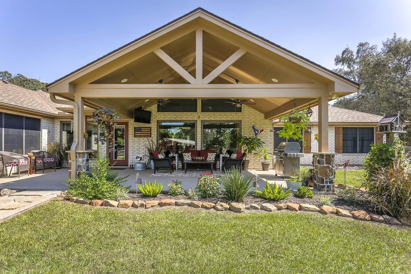 Patio Cover Construction in Houston, TX | DWR Exteriors